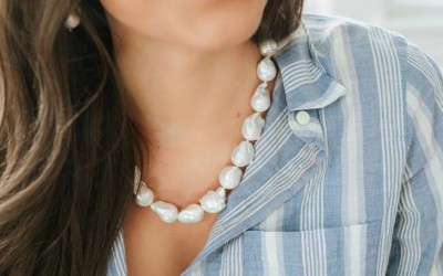 Pearls in 2022: How to Wear Pearl Necklace Casually?