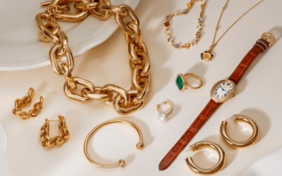 10 Timeless Jewelry Essentials for Every Wardrobe
