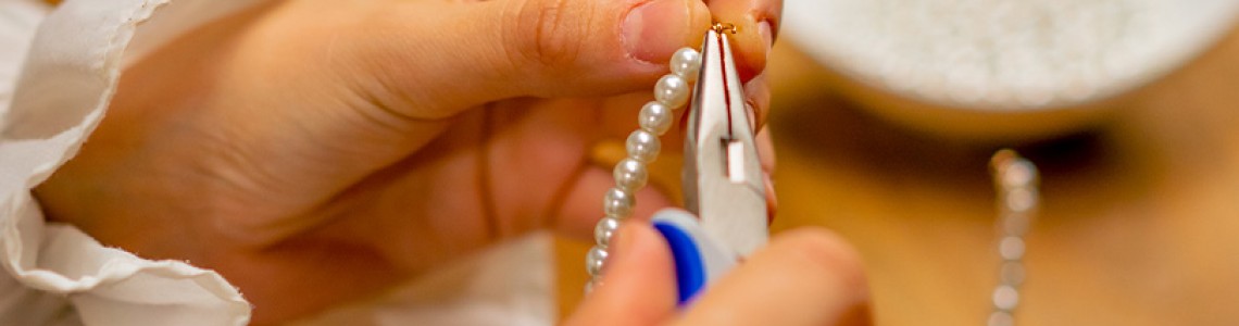 How to Personalize Your Own Pearl Jewelry: A Complete Guide