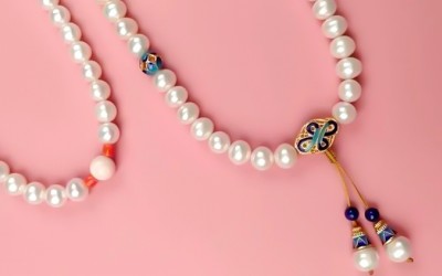 How Long Does Pearl Jewelry Last?
