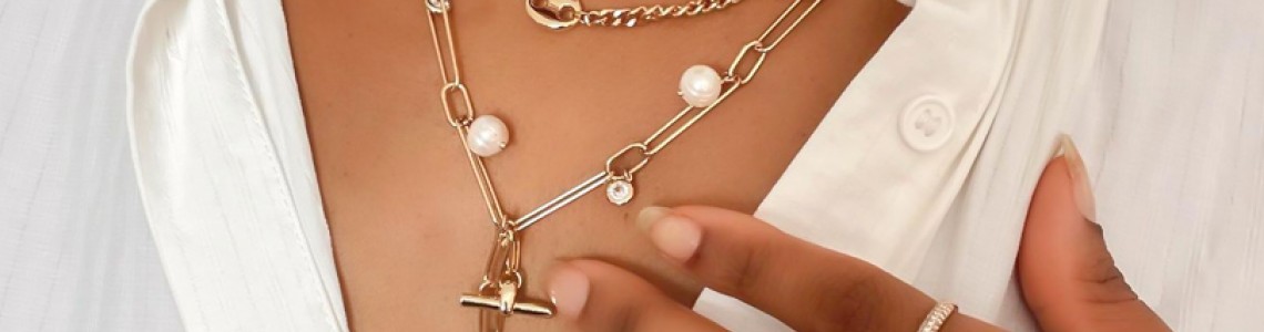 Pearl Layering: Tips To Layer Stylish Pearl Strands