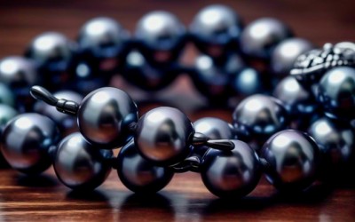 The Symbolism and Elegance of the Black Pearl Necklace