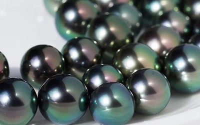 What is Pearl Luster and What is Its Value?