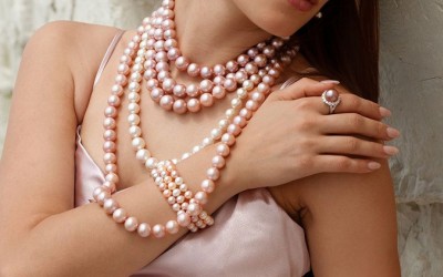 Top 5 Pearl Jewelry Trends Leading the Way for High-End Brands