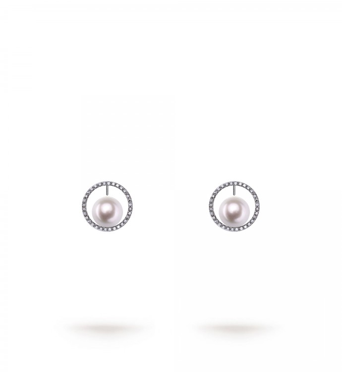 5.5-6.0mm Akoya Pearl & Diamond Fluffy Earrings in 18K Gold - AAAA Quality