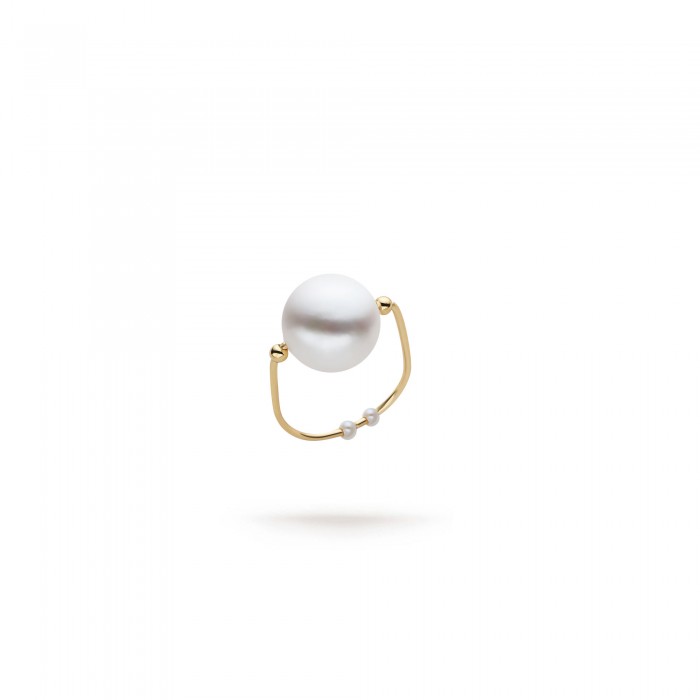 Irregular White Freshwater Pearl Ring