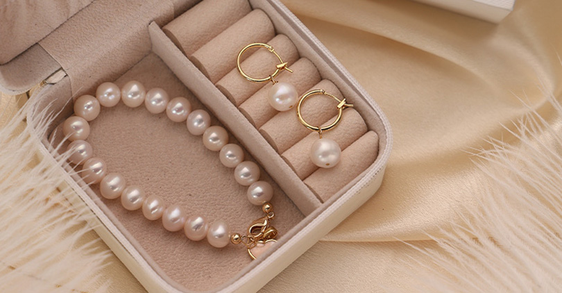 how to store pearls